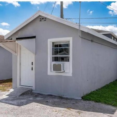 Inviting Oasis - Cozy, Spotless, And Comfortable Room Pahokee Exteriér fotografie
